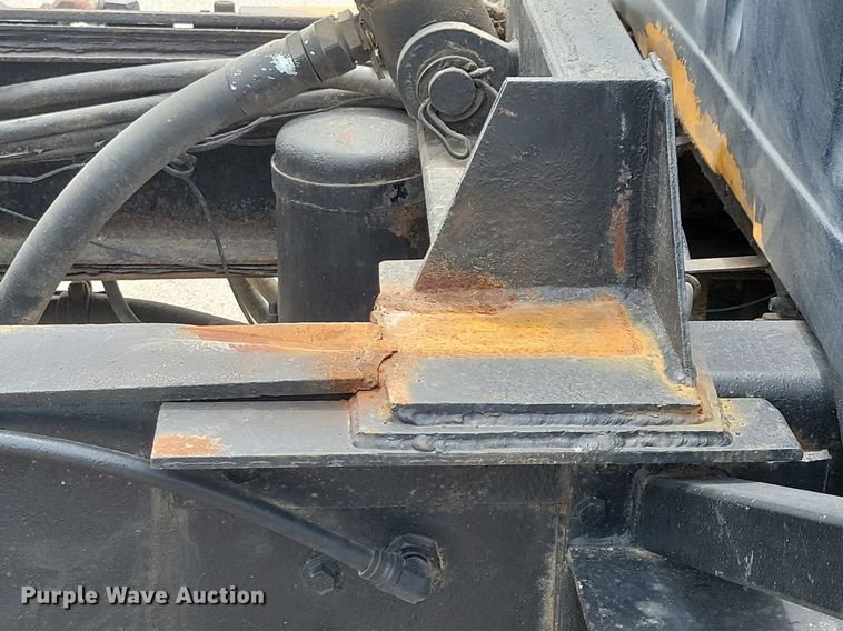 image for item KA9924 1999 International 4900 dump truck