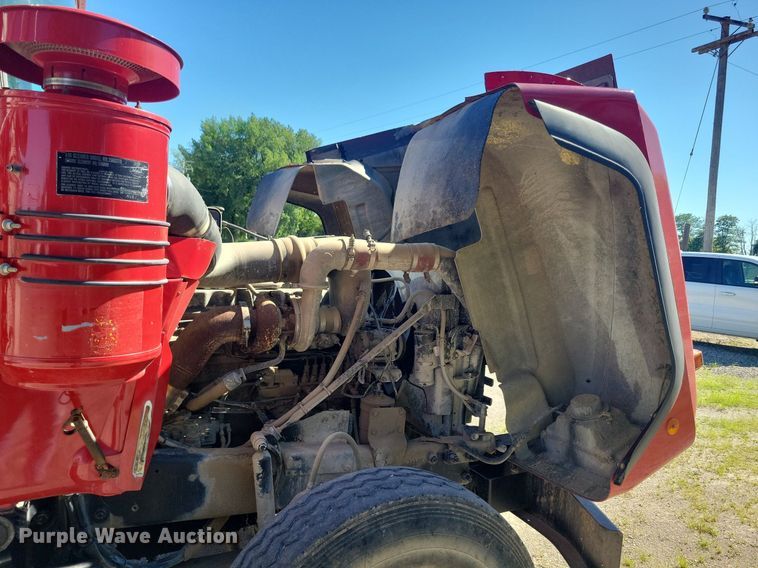 image for item KA9931 1992 Mack RD690S semi truck