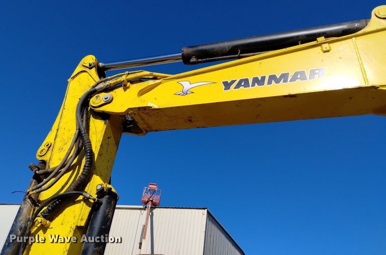 image for item LO9029 Yanmar SV100 mini excavator