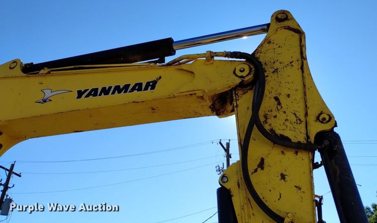 image for item LO9029 Yanmar SV100 mini excavator