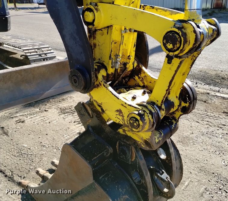 image for item LO9029 Yanmar SV100 mini excavator
