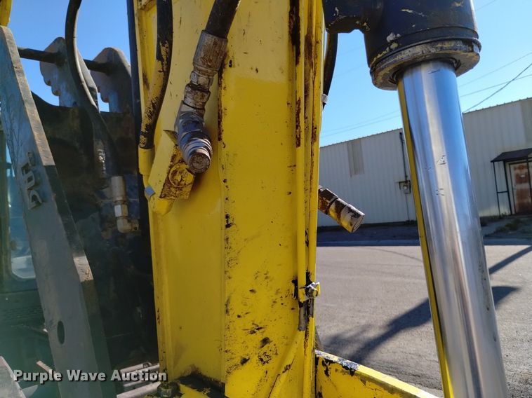 image for item LO9029 Yanmar SV100 mini excavator