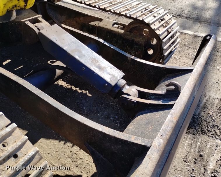 image for item LO9029 Yanmar SV100 mini excavator