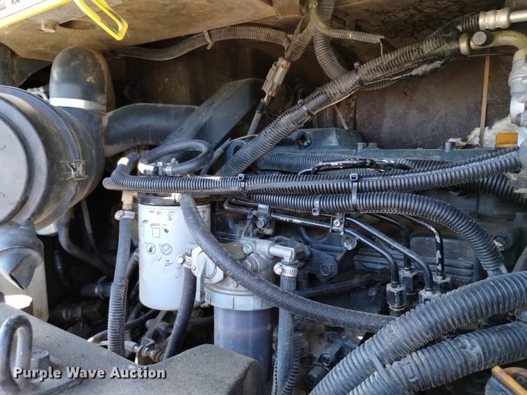 image for item LO9029 Yanmar SV100 mini excavator