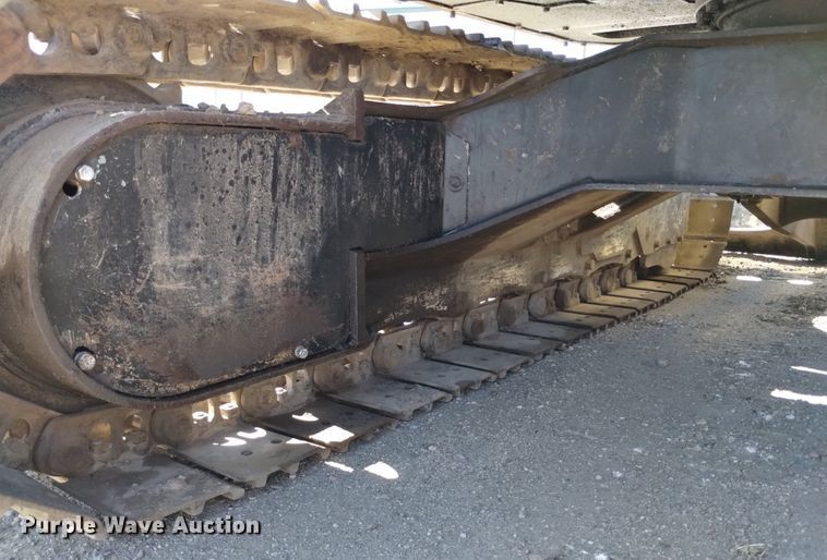 image for item LO9029 Yanmar SV100 mini excavator