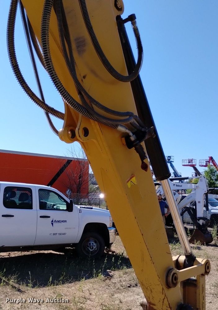 image for item LO9036 2016 Caterpillar 308E2 CR mini excavator