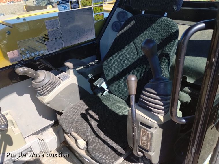 image for item LO9036 2016 Caterpillar 308E2 CR mini excavator