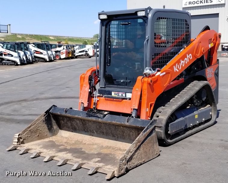 image for item LO9039 2022 Kubota  SVL65-2 tracked skid steer loader