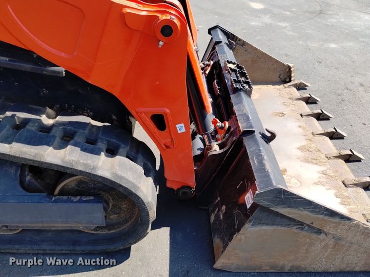 image for item LO9039 2022 Kubota  SVL65-2 tracked skid steer loader