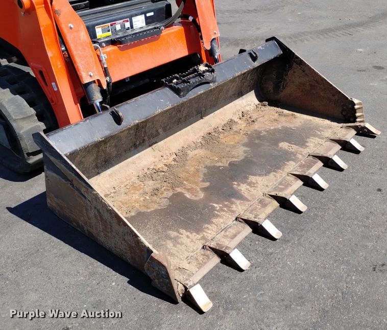 image for item LO9039 2022 Kubota  SVL65-2 tracked skid steer loader