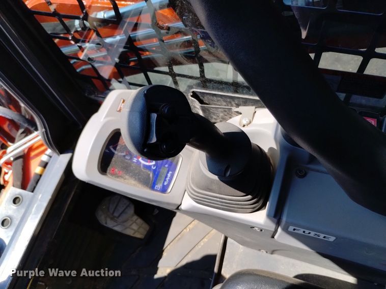 image for item LO9039 2022 Kubota  SVL65-2 tracked skid steer loader