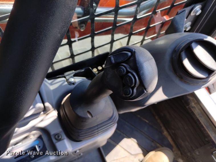 image for item LO9039 2022 Kubota  SVL65-2 tracked skid steer loader