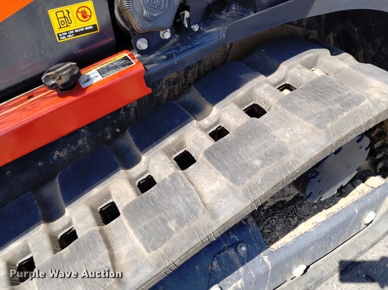 image for item LO9039 2022 Kubota  SVL65-2 tracked skid steer loader