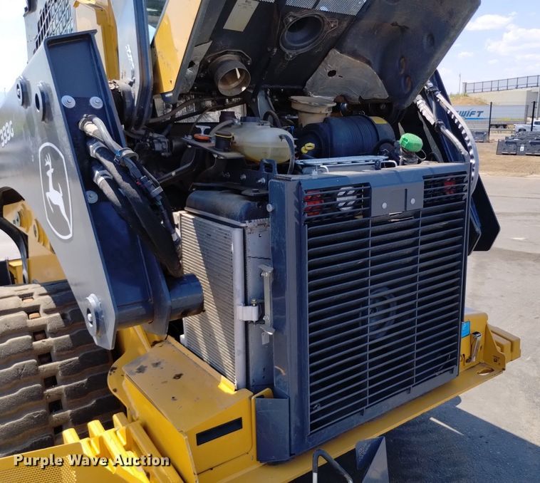 image for item LO9040 2022 John Deere 333G tracked skid steer loader