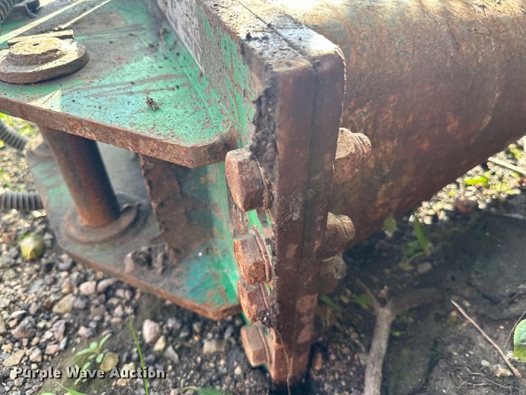 image for item LR9398 Wacker HB22 breaker