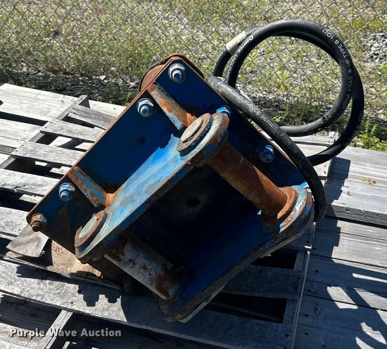 image for item lr9399 2018 Tramac ND30 breaker