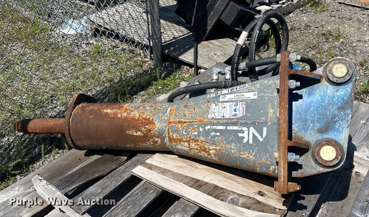 image for item lr9399 2018 Tramac ND30 breaker