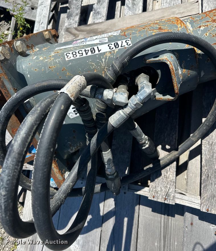 image for item lr9399 2018 Tramac ND30 breaker