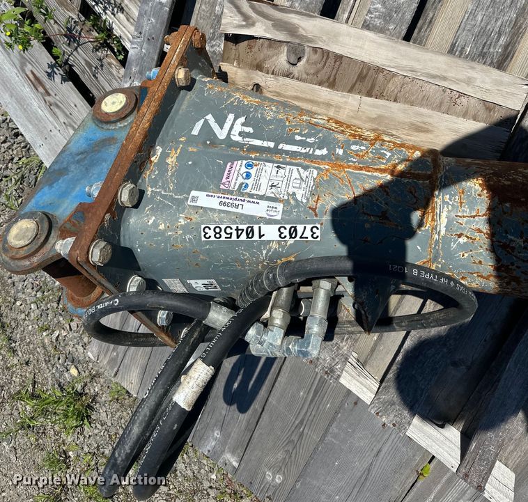 image for item lr9399 2018 Tramac ND30 breaker