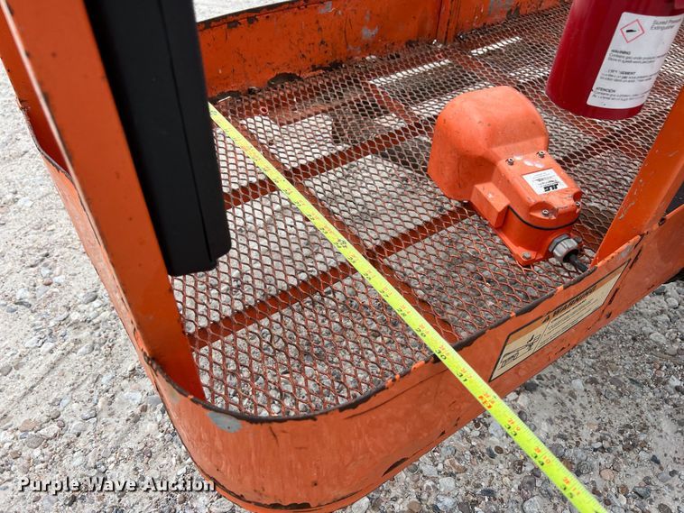 image for item LU9957 2012 JLG 450AJ boom lift