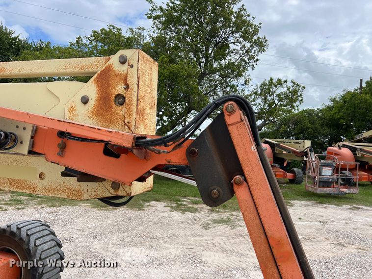 image for item LU9957 2012 JLG 450AJ boom lift