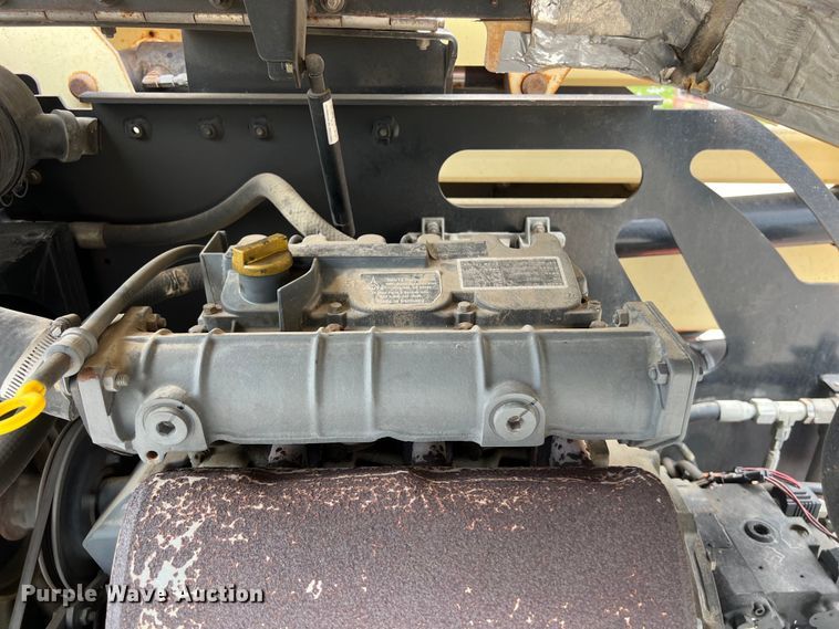 image for item LU9957 2012 JLG 450AJ boom lift