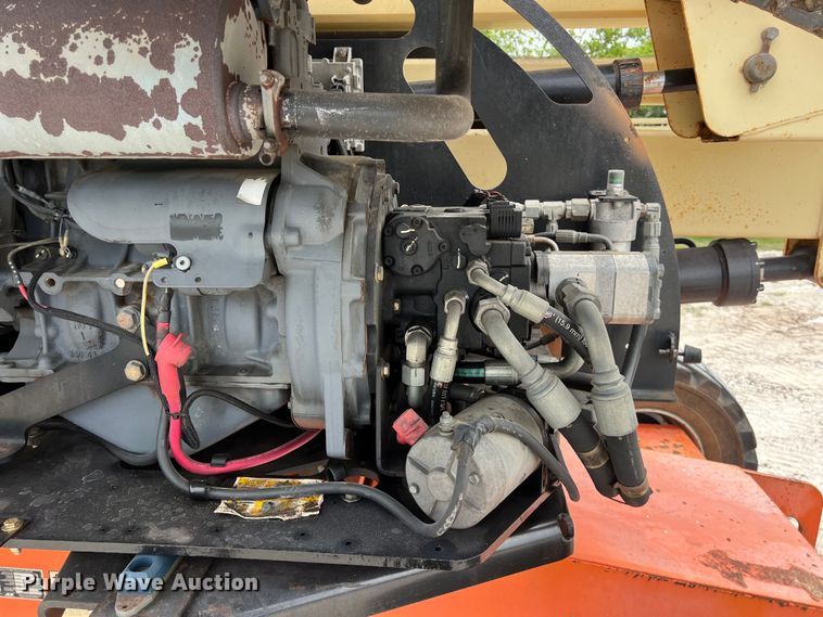 image for item LU9957 2012 JLG 450AJ boom lift