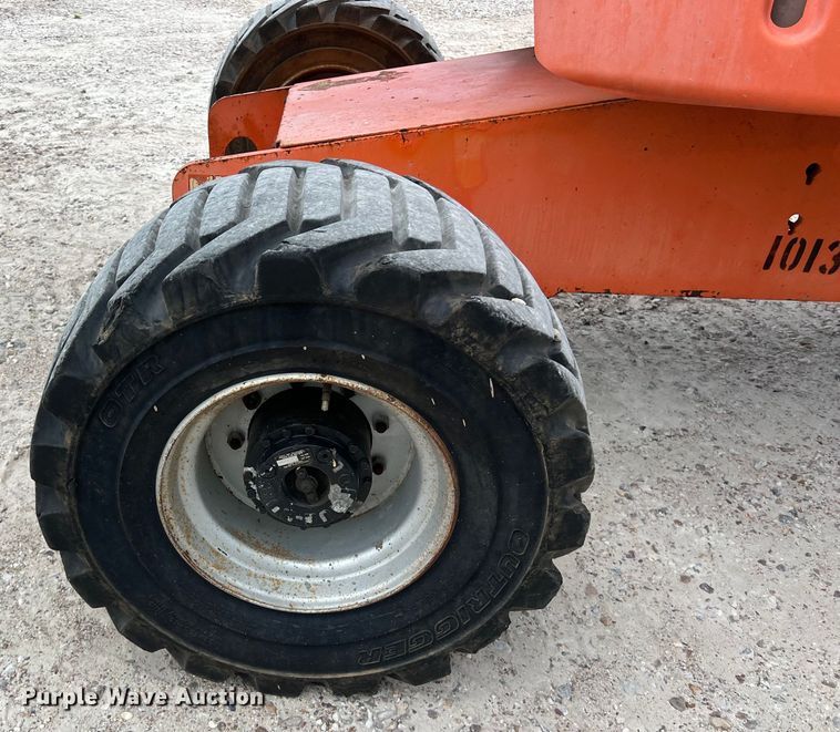 image for item LU9957 2012 JLG 450AJ boom lift