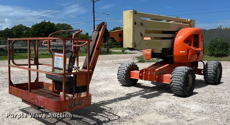 image for item LU9960 2015 JLG 450AJ boom lift