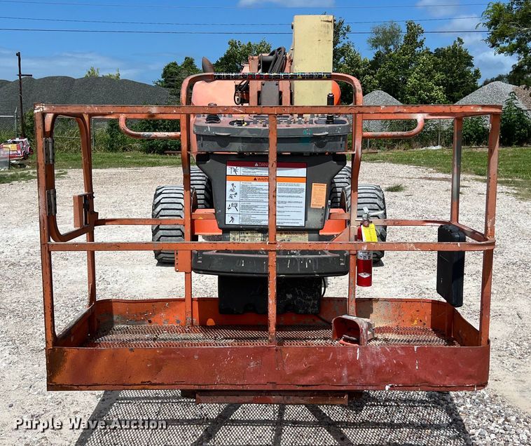 image for item LU9960 2015 JLG 450AJ boom lift