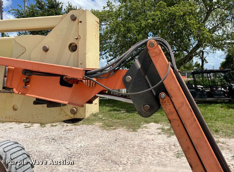 image for item LU9960 2015 JLG 450AJ boom lift