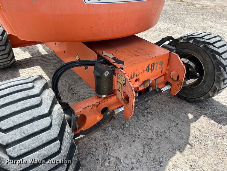 image for item LU9960 2015 JLG 450AJ boom lift