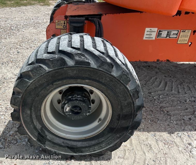 image for item LU9960 2015 JLG 450AJ boom lift