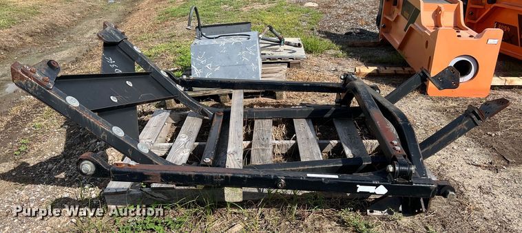 image for item LU9998 Caterpillar D3K sweeps