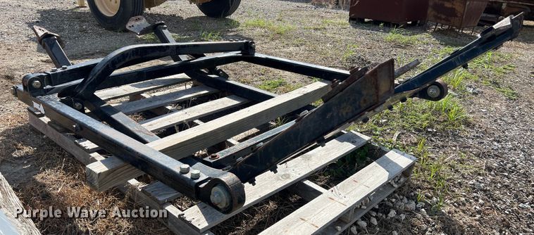 image for item LU9998 Caterpillar D3K sweeps