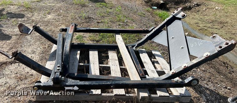 image for item LU9998 Caterpillar D3K sweeps