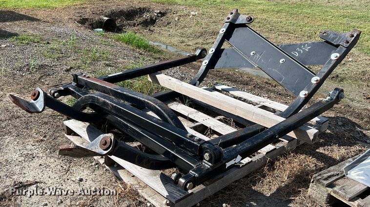 image for item LU9998 Caterpillar D3K sweeps