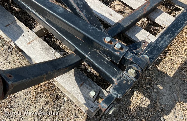 image for item LU9998 Caterpillar D3K sweeps