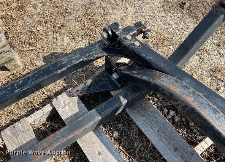 image for item LU9998 Caterpillar D3K sweeps