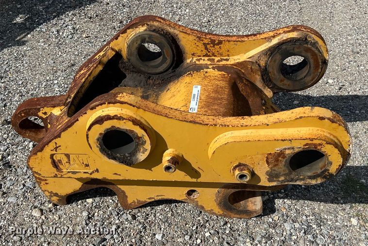 image for item LU9999 2019 Caterpillar 336 quick coupler