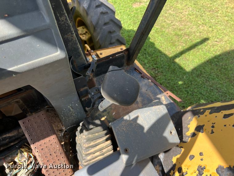 image for item LV9021 1997 Caterpillar 416C backhoe