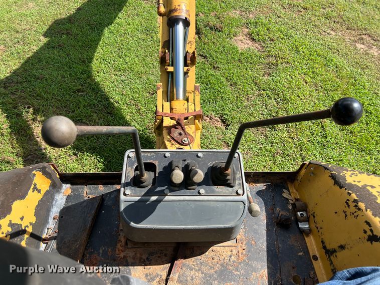 image for item LV9021 1997 Caterpillar 416C backhoe