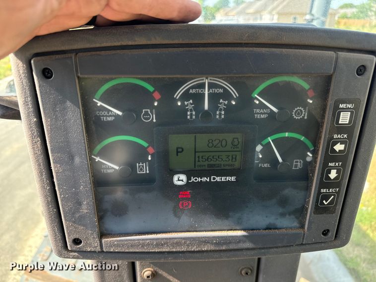 image for item MU9871 2006 John Deere 770D motor grader