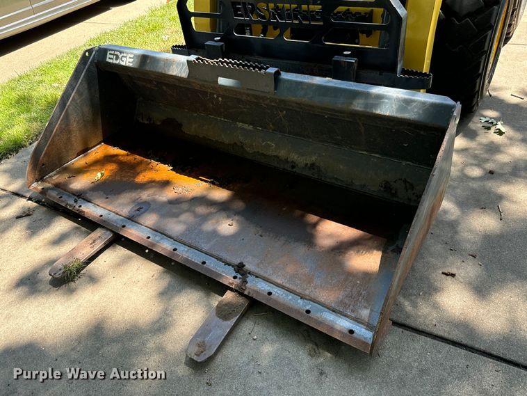 image for item MU9876 Yanmar S270V-1 skid steer loader