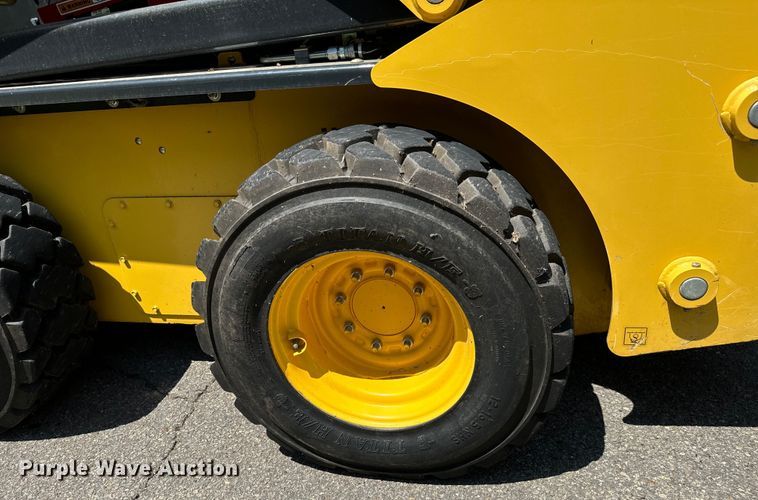 image for item MU9876 Yanmar S270V-1 skid steer loader