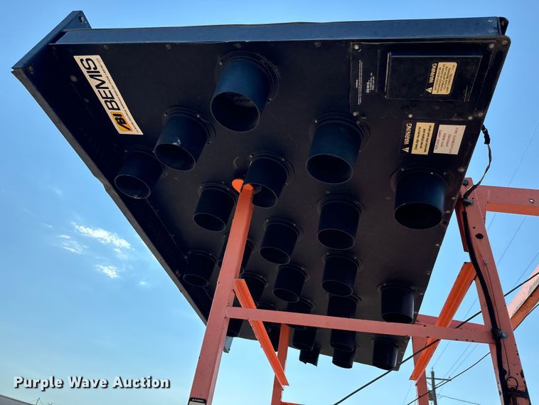 image for item MU9958 Allmand Bros 96SE253LS message board trailer