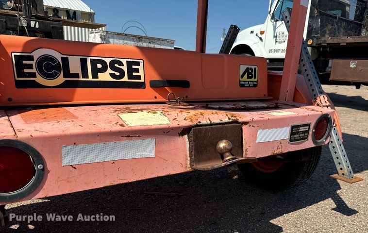 image for item MU9958 Allmand Bros 96SE253LS message board trailer