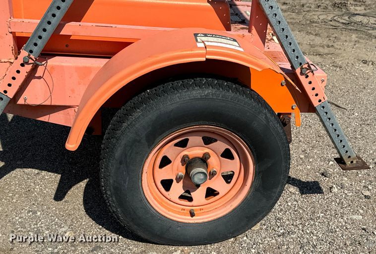 image for item MU9958 Allmand Bros 96SE253LS message board trailer