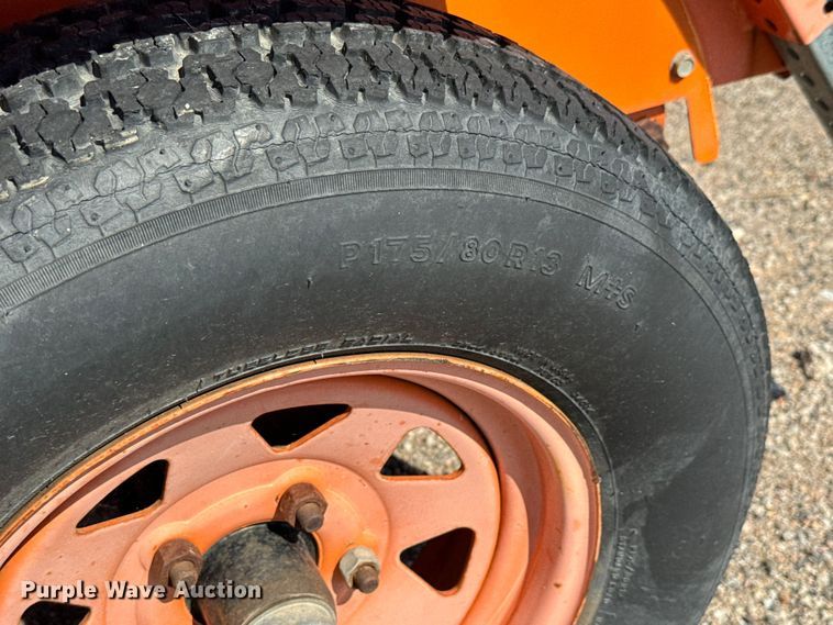 image for item MU9958 Allmand Bros 96SE253LS message board trailer