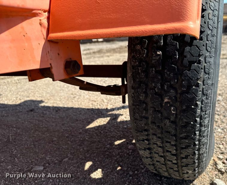 image for item MU9958 Allmand Bros 96SE253LS message board trailer